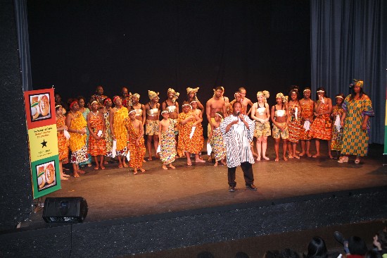 The AGORO Cultural Troupe bids the audience their last hurray