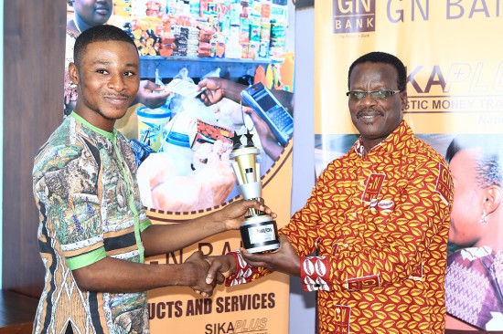 Gn Bank Award Winners receive Original Awards Plaques