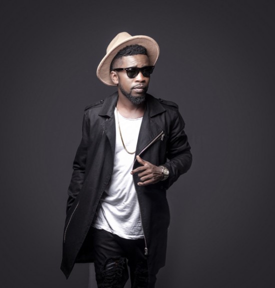 Bisa Kdei looks dapper in promo photos