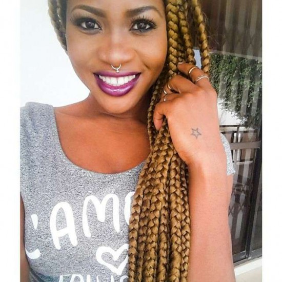 Singer Eazzy gets a nose ring