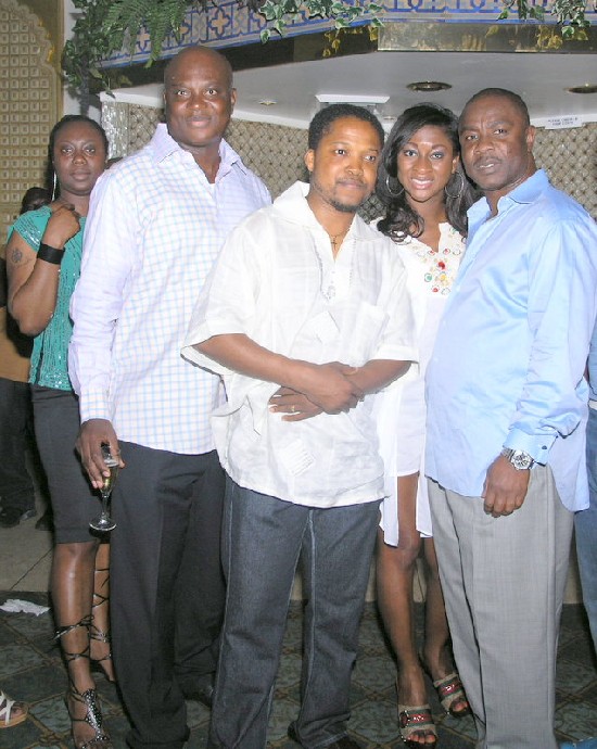 Kojo Bonsu, Mr. CNN, Sammy Tuga and ladies posed