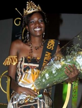 Patricia Akuamoah, a student at the university of Ghana, smiles winning the Miss Malaika   of Ghana 2005 at Accra's international conference house November 6, 2005. Akuamoah, 19, will represent Ghana at the Africa finals in South Africa later this year.