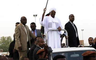 Photo report: Hero's welcome for Bashir in Sudan