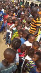 Photos: Sarkodie's Xmas with the Kids