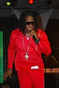 Edem wows' with beauty @ <em>'I love ma life concert'</em>