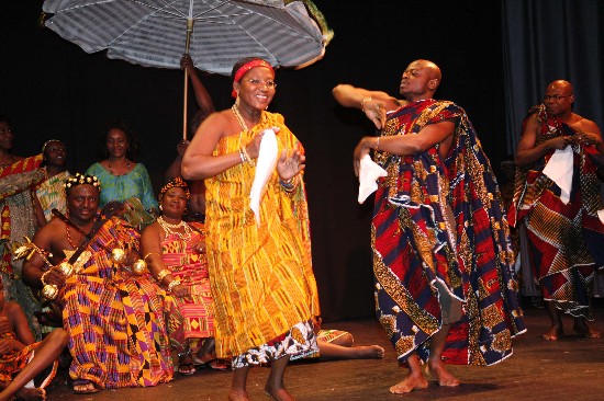 The AGORO Cultural Troupe bids the audience their last hurray