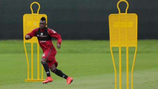 Atsu starts training