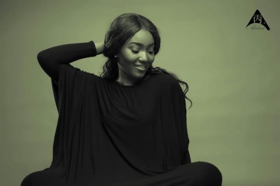 Rising actress Nella Sparks stuns in new photos