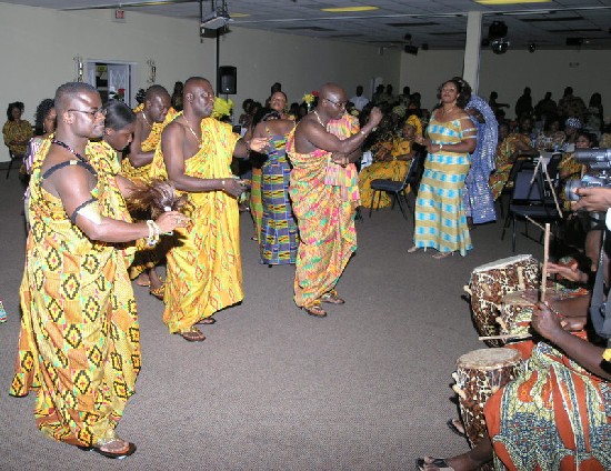 Kete dancing continues