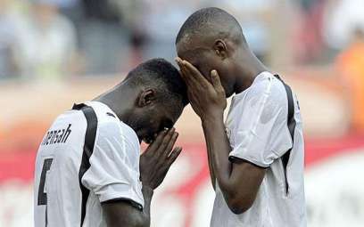 Ghana team at World Cup 2006 in pictures - John Mensah and Illiasu Shilla