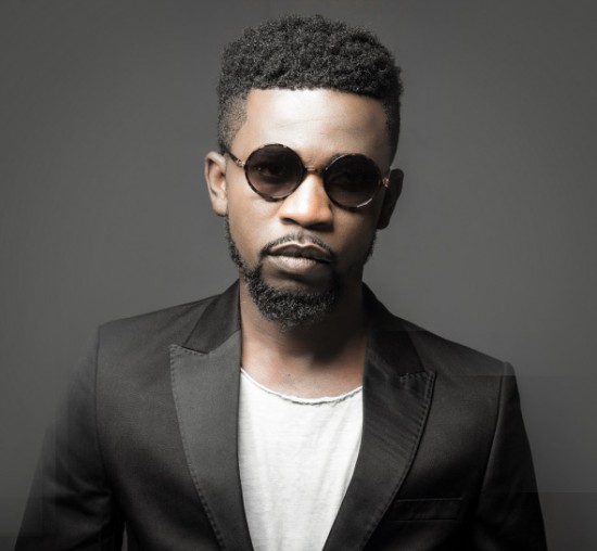 Bisa Kdei looks dapper in promo photos