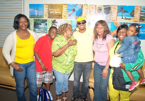 Van posing with his Jamaican fans so excited to see him