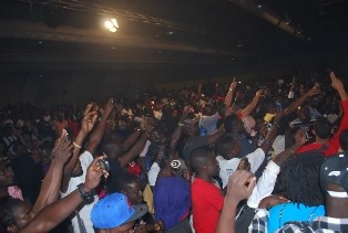 one hand in the air @ <em>'I love ma life concert'</em>