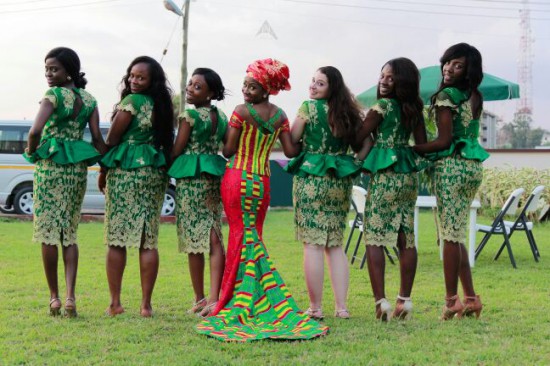 Bride with maids on engagement day