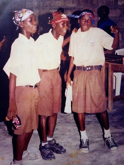 Stonebwoy (right)