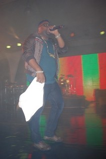 Demarco Cutting the stage with vocals @ <em>'I love ma life concert'</em>