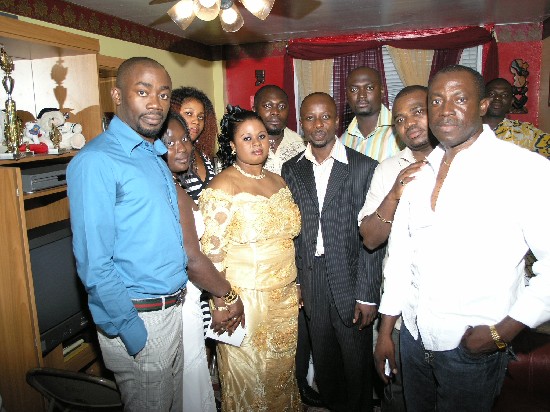 The couple posed with Peter's siblings and friends