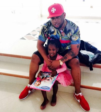 D-Black shows off his cute daughters