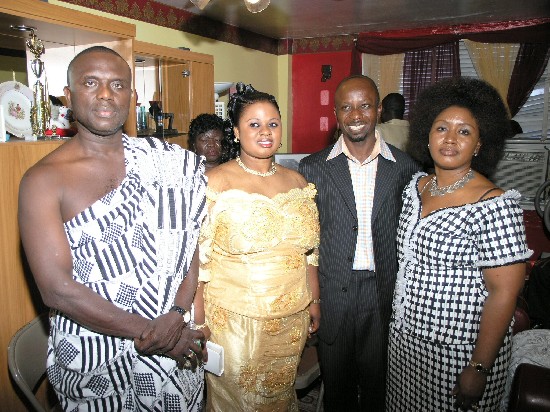 The couple posed with Barbara's parents