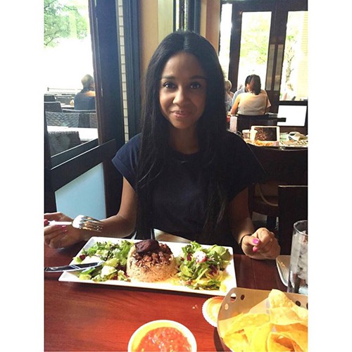 Deborah Vanessa shares her meal with the world