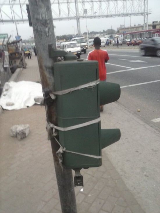 Achimota Old Station traffic light not working