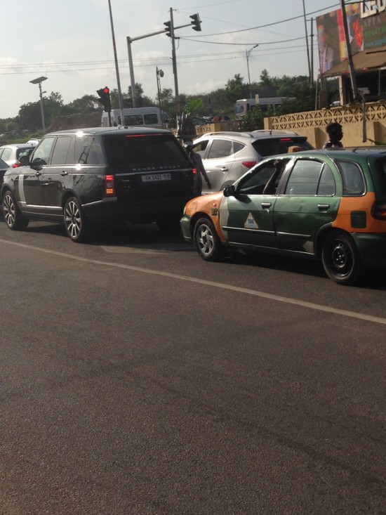 Joselyn Dumas spotted in 2015 Range Rover