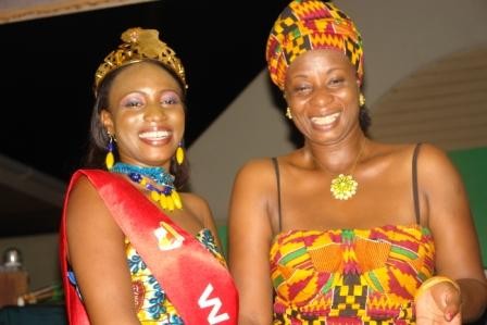 Nana Adjoa Awindor shares a laugh with the new queen