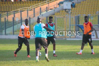 The Stars' defenders training