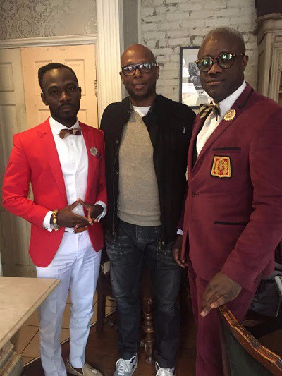 Okyeame Kwame confers with David Miller