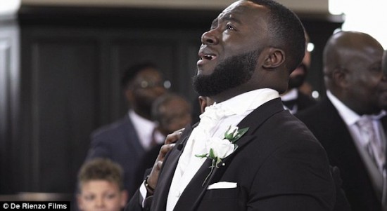 Groom can’t control his tears as he sees his bride walk up the aisle