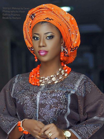 Selly Galley stuns in Nigerian Yoruba outfit