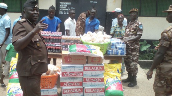 Kwame Dzokoto donates to Tarkwa Prisons