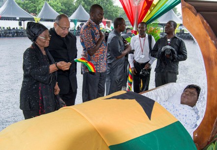 Onsy Nkrumah paying his last respect to Madam Theodosia Okoh