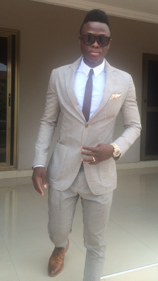 Samuel Inkoom dazzles in suit