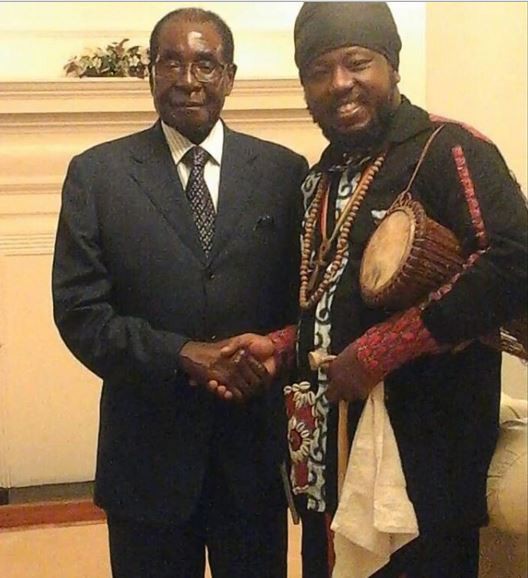 Blakk Rasta wit prez Robert Mugabe