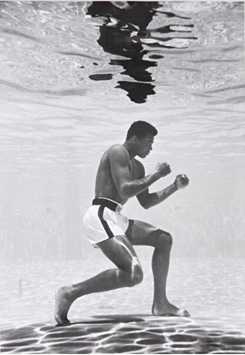 Muhammad Ali training under water